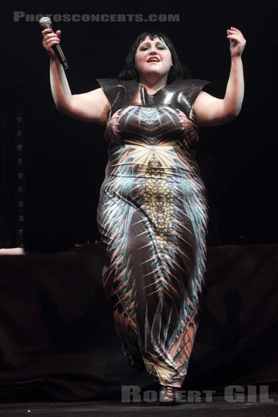 BETH DITTO - 2011-05-27 - PARIS - Nef Nord - Grande Halle - 